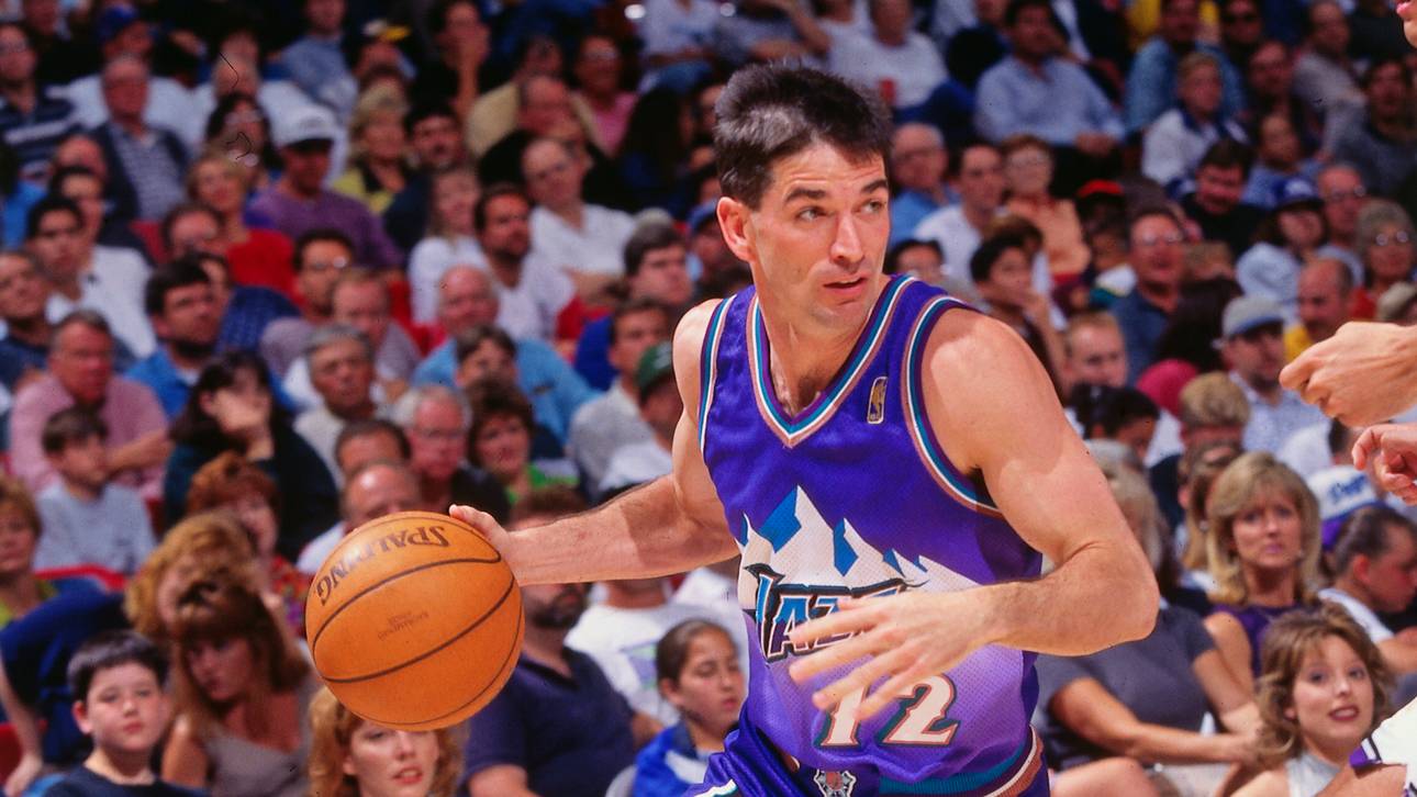 Utah Jazz v Sacramento Kings