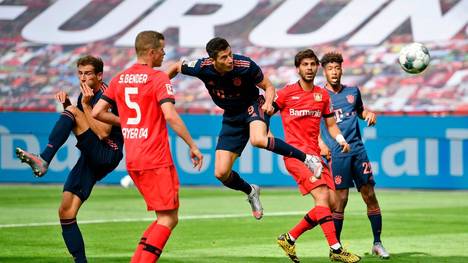 Im letzten Ligaspiel traf Robert Lewandowski gegen Bayer - ob es ihm auch im Pokalfinale gelingt?