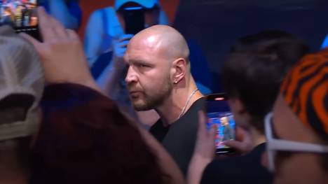 Jon Moxley ist nach zwei Monaten Pause zurück bei AEW