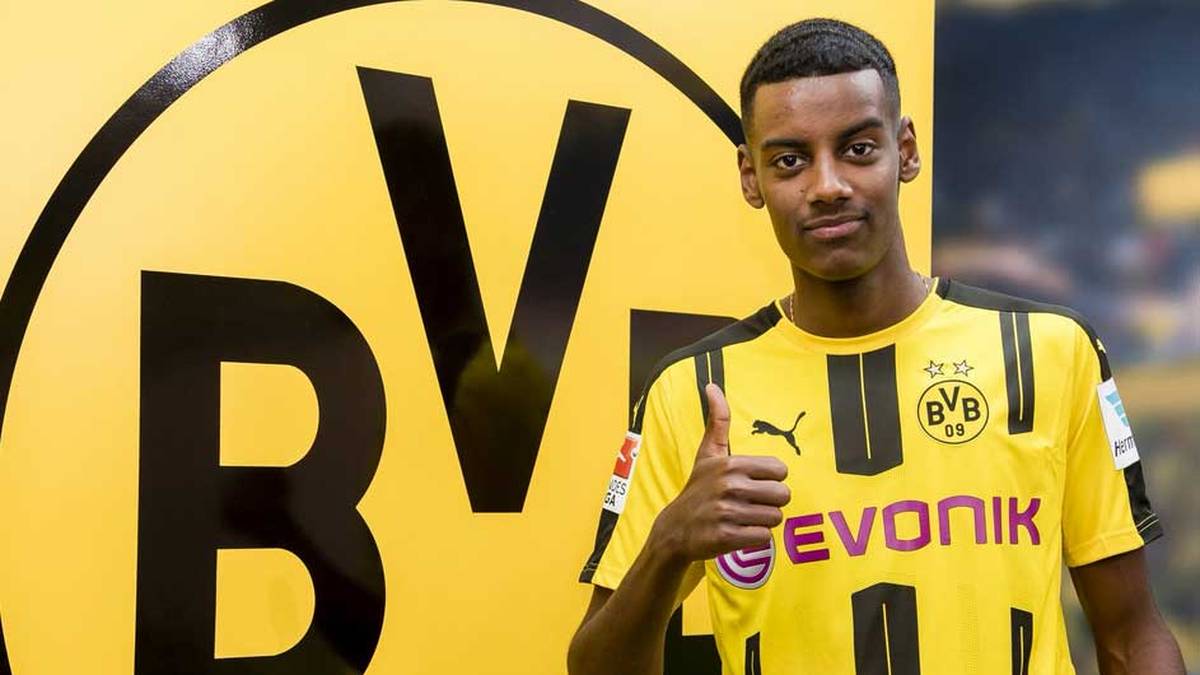 Im DFB-Pokal durfte er gegen Magdeburg von Anfang an ran und erzielte seinen ersten Treffer für Schwarz-Gelb - weitere sollen folgen