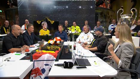 Die Runde im SPORT1 Fantalk schwärmt von BVB-Spieler Julian Brandt -  er sei einer der offensivstärksten und besten Spieler in Deutschland.