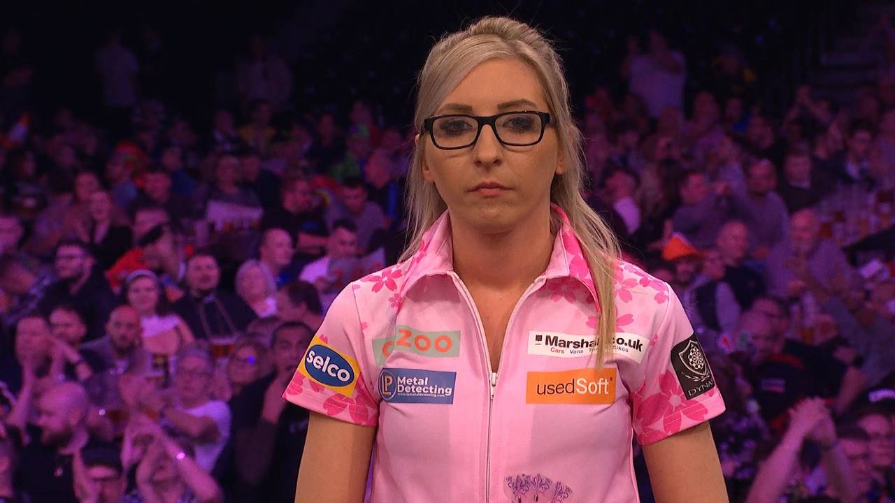 Grand Slam of Darts: Nathan Aspinall schlägt Fallon Sherrock mit 5:1