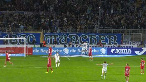 Der TSV 1860 München gewinnt ein mitreißendes Spiel gegen den TSV Havelse in letzter Sekunde. Schon in der ersten Halbzeit bietet die Partie jede Menge Diskussionsstoff.