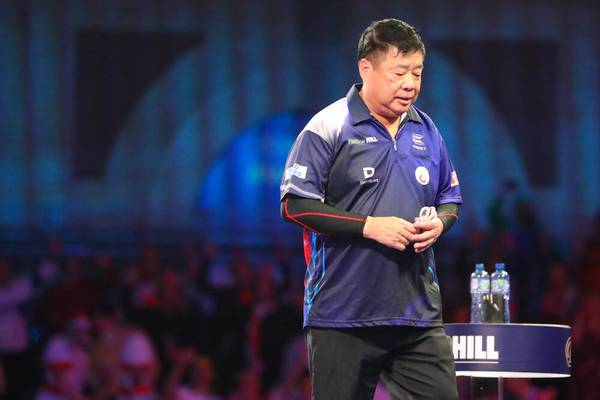 Böse Schlappe für Darts-Ikone 