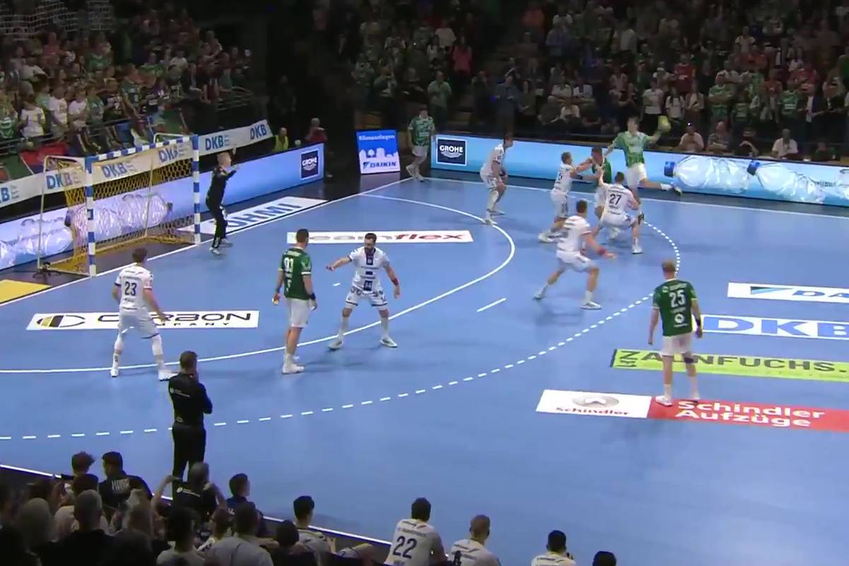 Die Füchse Berlin gewinnen spektakulär gegen den VfL Gummersbach und erobern die Tabellenspitze der Handball-Bundesliga vom SC Magdeburg zurück. Die Entscheidung im Titelkrimi fällt am letzten Spieltag.