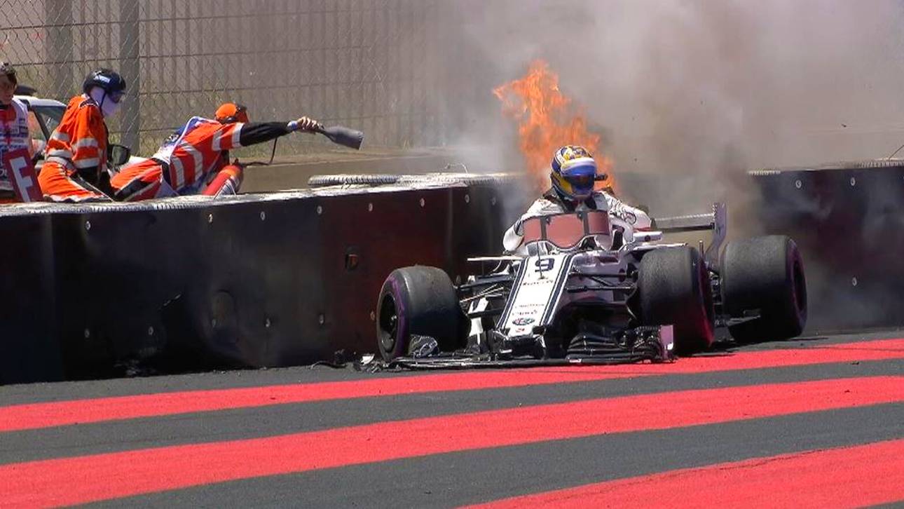 Crash! Ericssons Sauber fängt Feuer