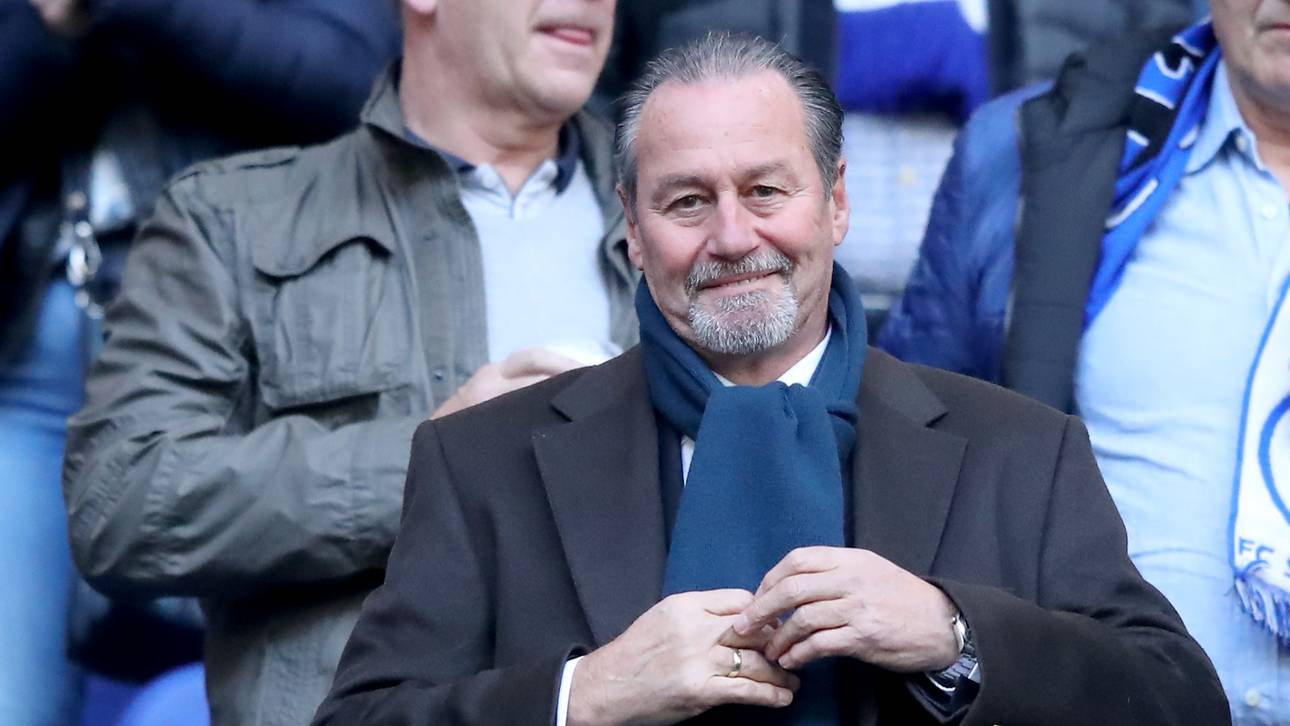 Stevens und Büskens bis Sommer auf Schalke