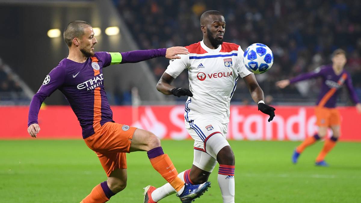 OLYMPIQUE LYON: Durch den Sieg des FC Chelsea geht der Startplatz, der für den Europa-League-Gewinner reserviert war, an den Dritten der französischen Liga. Somit kann sich Olympique Lyon den Umweg über die Qualifikation sparen und ist sicher in der Gruppenphase