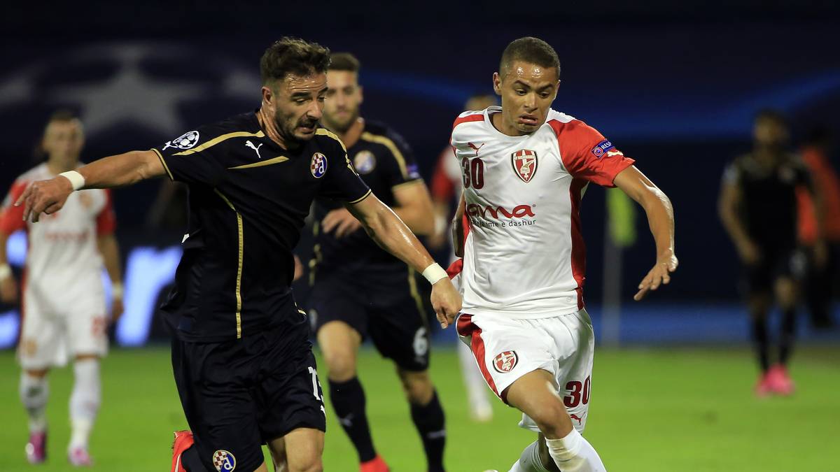 Der albanische Meister KF Skënderbeu hält zu Beginn gegen Dinamo Zagreb gut mit...