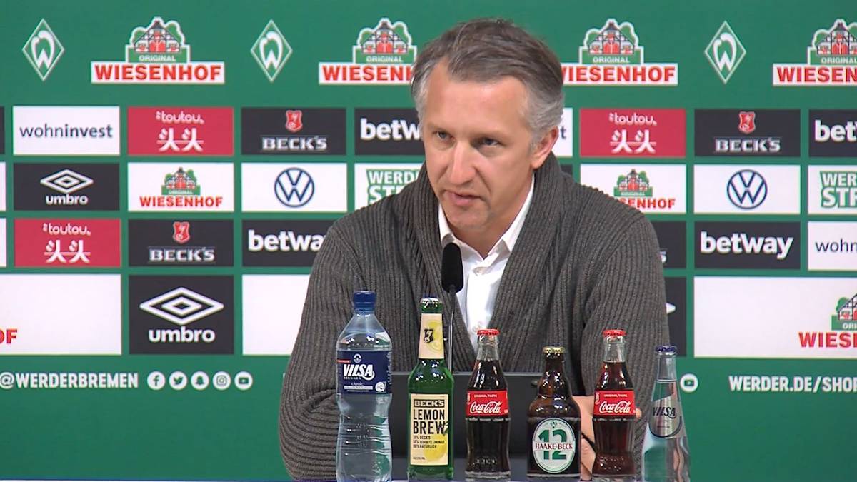 Werder Bremen tritt zum Re-Start der Bundesliga einen Tag später als die anderen Mannschaften an. Werders Sportdirektor erklärt, warum das Sinn macht.