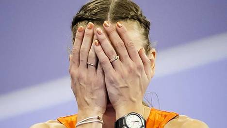 Femke Bol nach dem Finale über 400 Meter Hürden