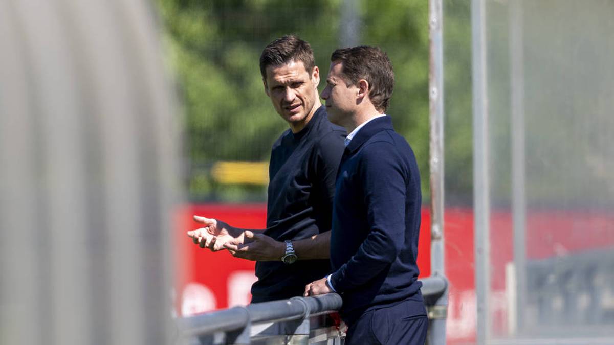 BVB-Sportdirektor Sebastian Kehl (l.) und Geschäftsführer Lars Ricken werden im Sommer auch über Transfers der Dortmunder beraten