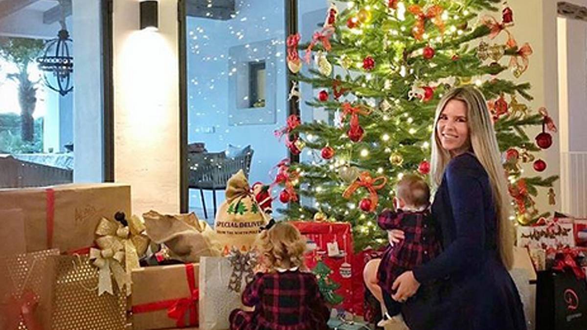 Wenn Frau, Kind und Hund glücklich sind...hat sich vermutlich auch Nico Rosberg gedacht, als er dieses Foto aufgenommen und hochgeladen hat