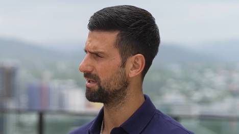 Tennis-Star Novak Djokovic möchte, dass die ATP im Zusammenhang mit dem Dopingfall von Jannik Sinner transparenter wird - und kritisiert generell den Umgang seines Sports mit derartigen Fällen.