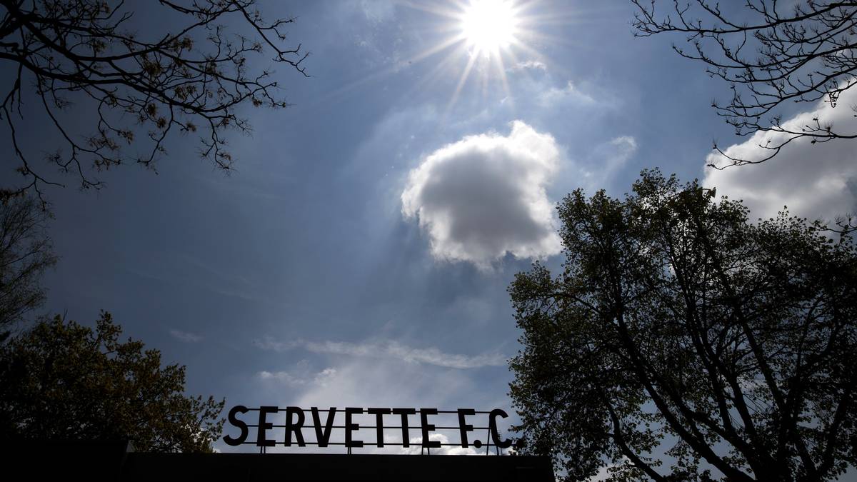 Super League (Schweiz): LEOPOLD KIELHOLZ ist seit 1933/34 Rekord-Torschütze in der Schweiz. Damals erzielte der Stürmer für Servette Genf 40 Tore und führte den Klub auch zur Meisterschaft. Ein Bild von Kielholz aus dieser Zeit gibt es allerdings nicht