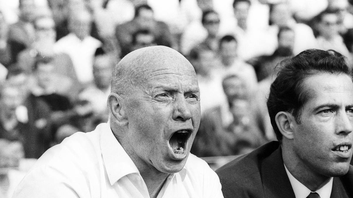 1963/64 werden die Kölner werden mit sechs Punkten Vorsprung vor dem Meidericher SV der erste Meister der Fußball-Bundesliga. Zwei Jahre später scheidet der FC äußerst unglücklich im Viertelfinale des Europapokals der Landesmeister aus. Nach einem torlosen Remis im Hin- und Rückspiel gegen den favorisierten FC Liverpool, bringt auch das 2:2 im Entscheidungsspiel keinen Halbfinalisten hervor. Der entscheidende "Münzwurf von Rotterdam" geht in die Historie ein. Letzte Trainerstation in der Bundesliga: Hamburger SV (69/70). 