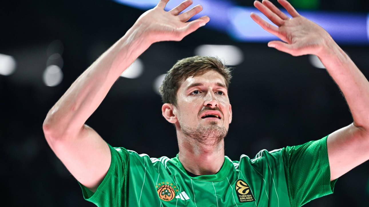 Deutscher Center staunt über Fans