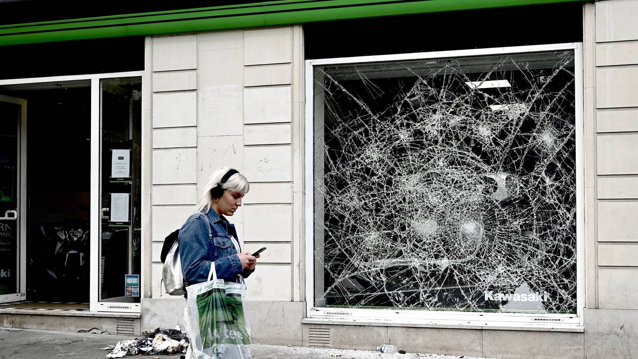 Randalierer verwüsteten die Champs-Élysées in Paris