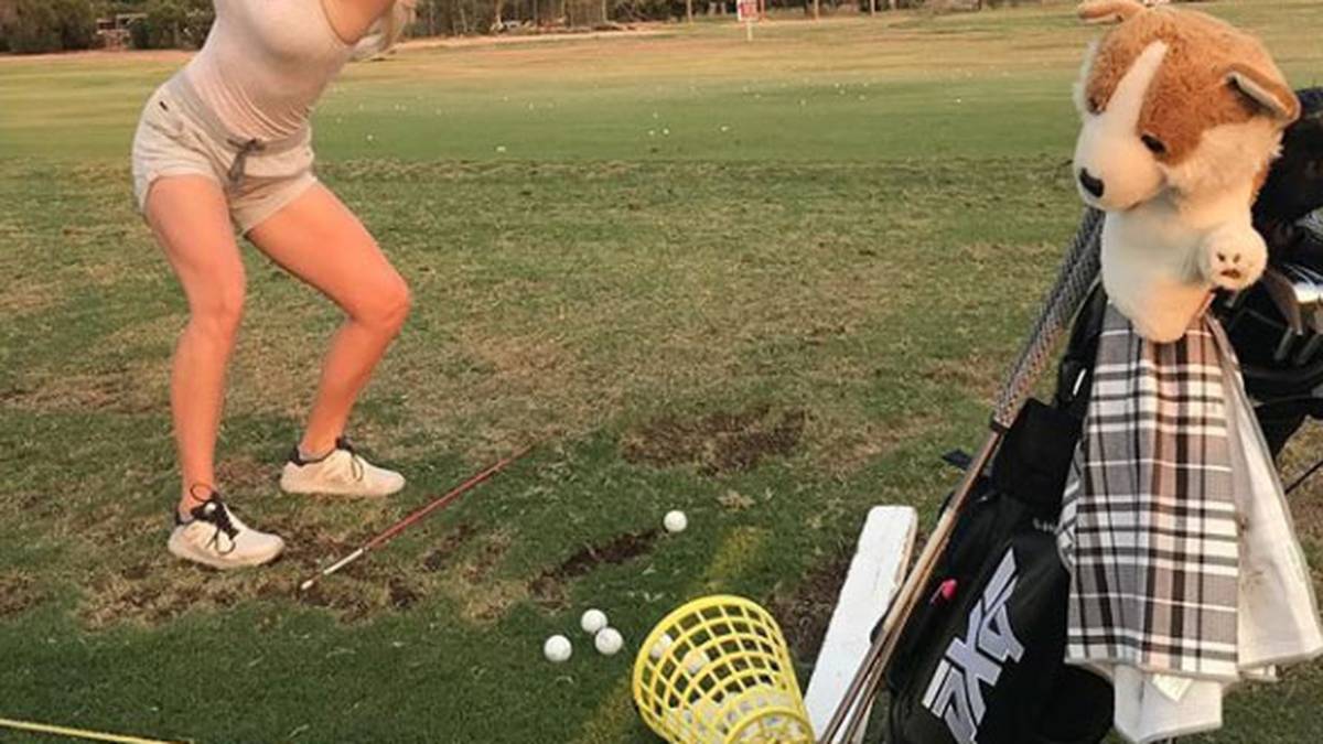 Ihre Outfits auf dem Golfplatz sind allerdings nicht weniger sexy, weshalb Spiranac dafür sogar schon verwarnt wurde