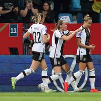Den deutschen Fußballerinnen ist ein wichtiger Befreiungsschlag gelungen. Sie gewannen ihr zweites Nations-League-Spiel gegen Island mit 4:0.