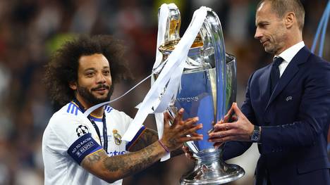 Der ehemalige Real-Kapitän Marcelo gab am Donnerstag sein Karriereende bekannt. Der Brasilianer zählt unumstritten zu den besten Linksverteidigern der Geschichte des Fußballs und gewann mit Real Madrid und Fluminense zahlreiche Titel.