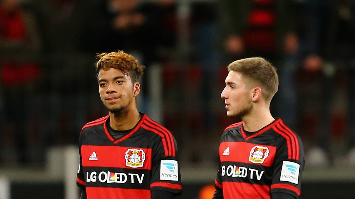 MARLON FREY (ab 65.): Der Youngster kam für den ausgeknockten Kramer, durfte auch mal auf internationaler Bühne Profi-Luft schnuppern. Ihm ist die Niederlage am allerwenigsten anzulasten - SPORT1-Note: 4