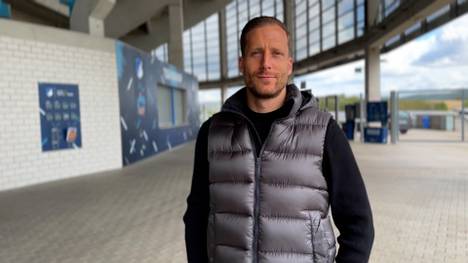 Karl-Heinz Körbel hält mit 602 Spielen den Rekord für die meisten Bundesliga-Einsätze. Ein Rekord, den ihm Oliver Baumann abnehmen könnte. Der Nationalkeeper selbst bleibt bescheiden - aber seine Verdienste sind unbestritten.