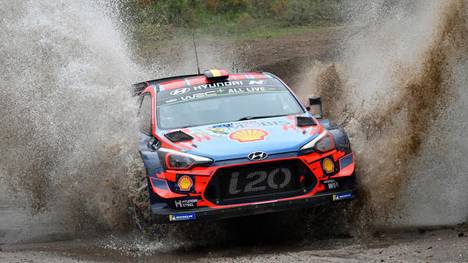 Hyundai-Pilot Thierry Neuville hat erstmals 2019 einen WRC-Lauf gewonnen