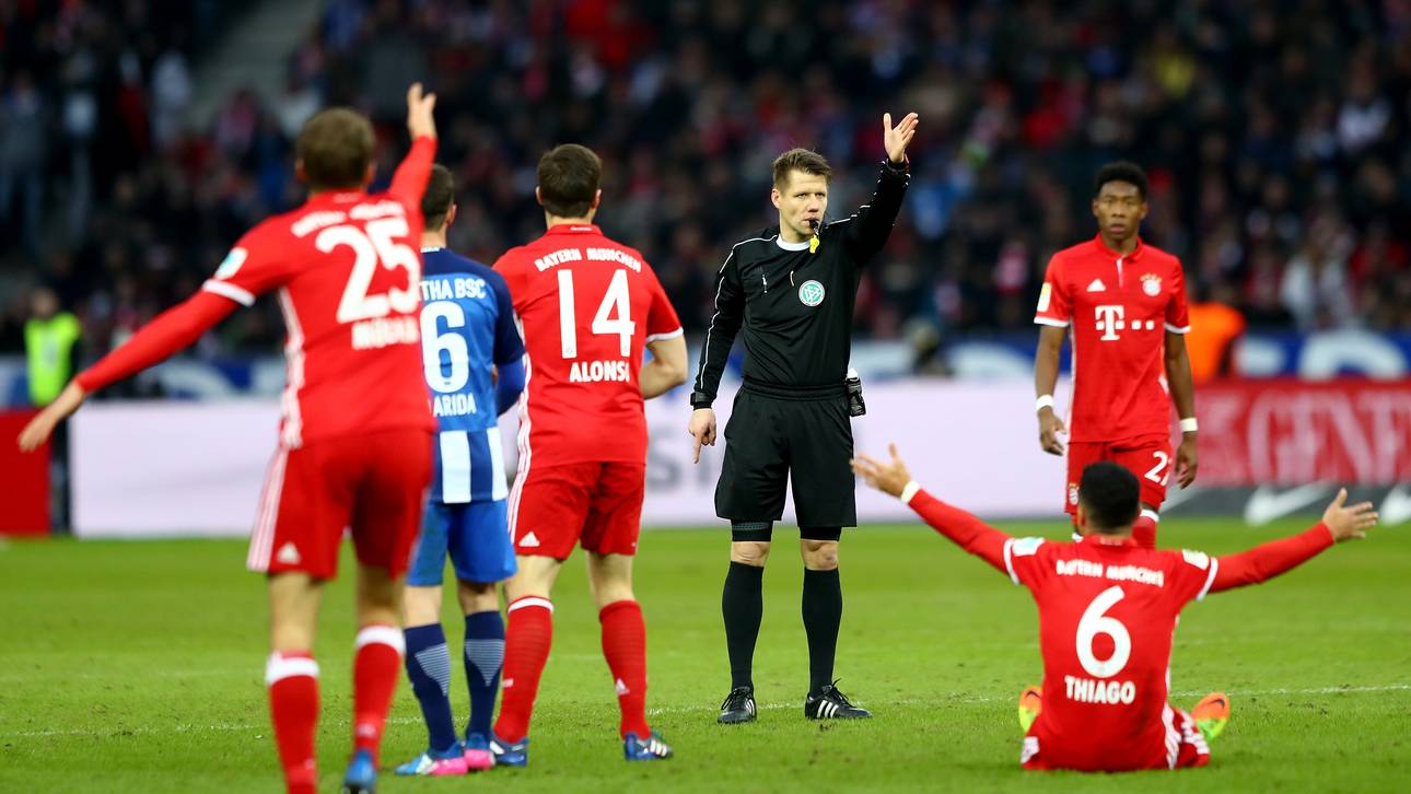 Spuck-Eklat: Auch Schiri angegriffen