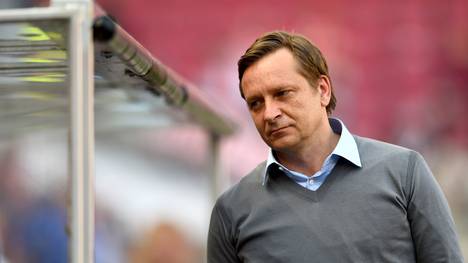 Horst Heldt kassiert mit Schalke 04 die elfte Saisonpleite
