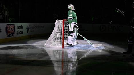 Dallas-Torhüter Jake Oettinger erlebte gegen die Edmonton Oliers einen gebrauchten Tag