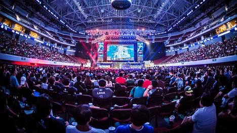 Wie bei der ESL ONE in Manila - Epic Games möchte Tausende Fans mit einem gigantischen Preisgeld in die unterschiedlichen eSports-Tempel locken
