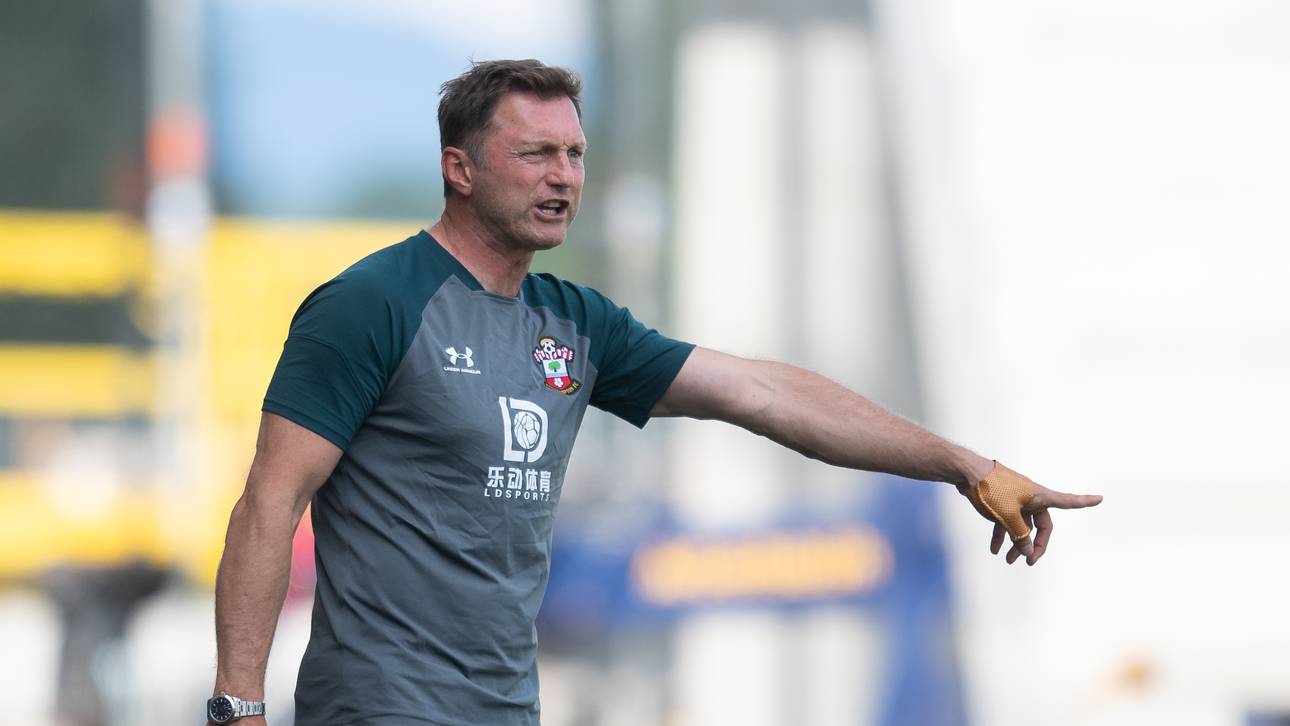 Hasenhüttl muss operiert werden