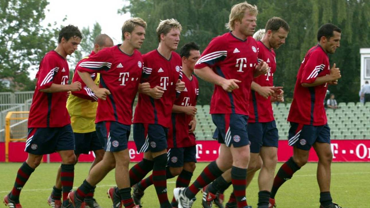 Ex-Bayern-Profi Zvjezdan Misimovic (3.v.l.) lässt kein gutes Haar an seinem Ex-Klub