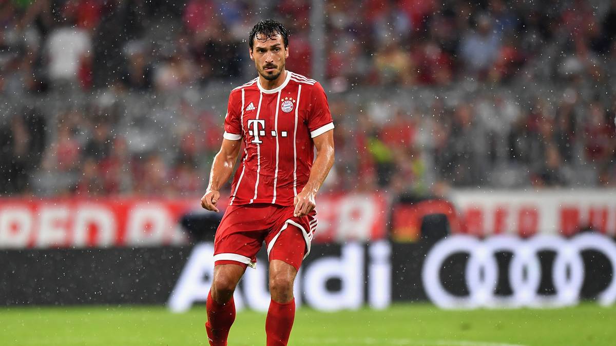 MATS HUMMELS: Der Weltmeister stand in fast allen Spielen in der Startelf und präsentierte sich in guter Frühform. Allerdings als Abwehrchef mitverantwortlich für die teilweise herben Packungen, vor allem gegen Milan und Liverpool. SPORT1-Note 3