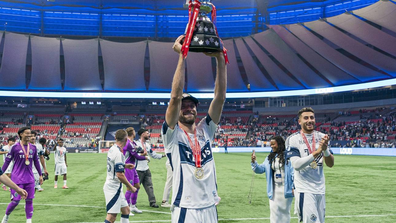 „Erfolgreichster Titel-Hamster“: Müller feiert Rekord-Titel