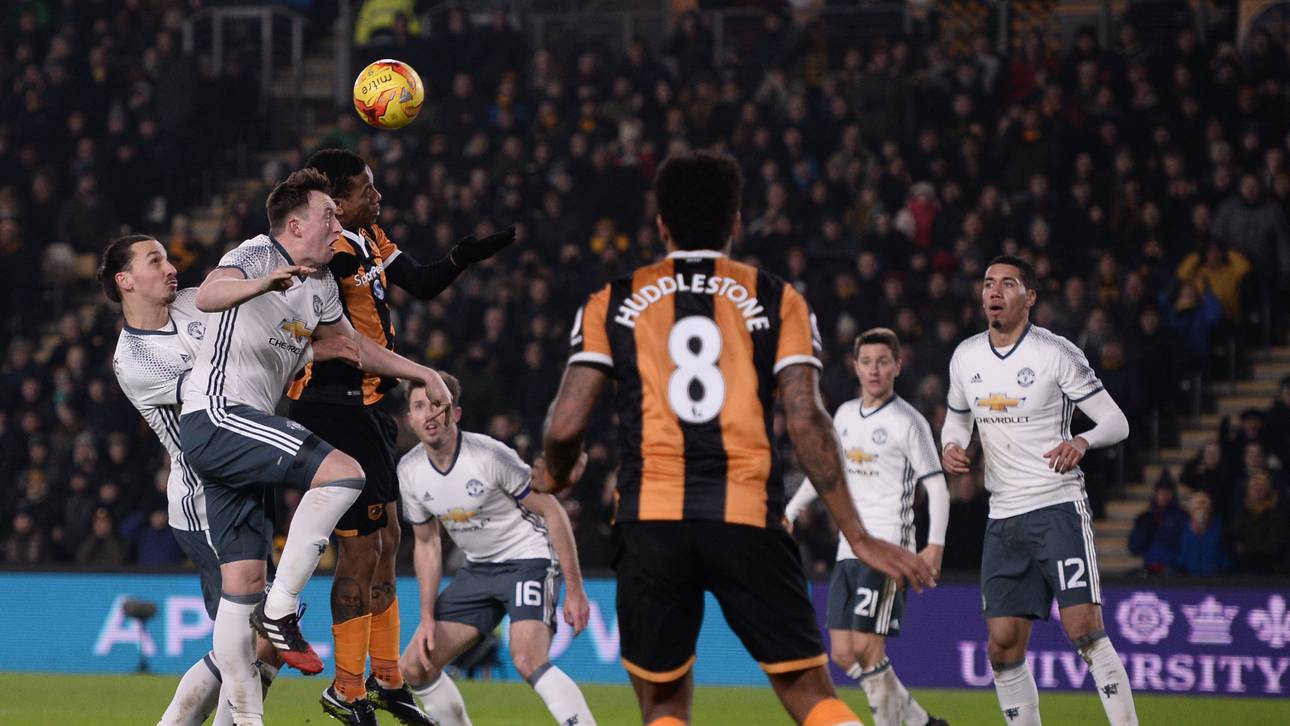 ManUnited trotz Pleite im Finale