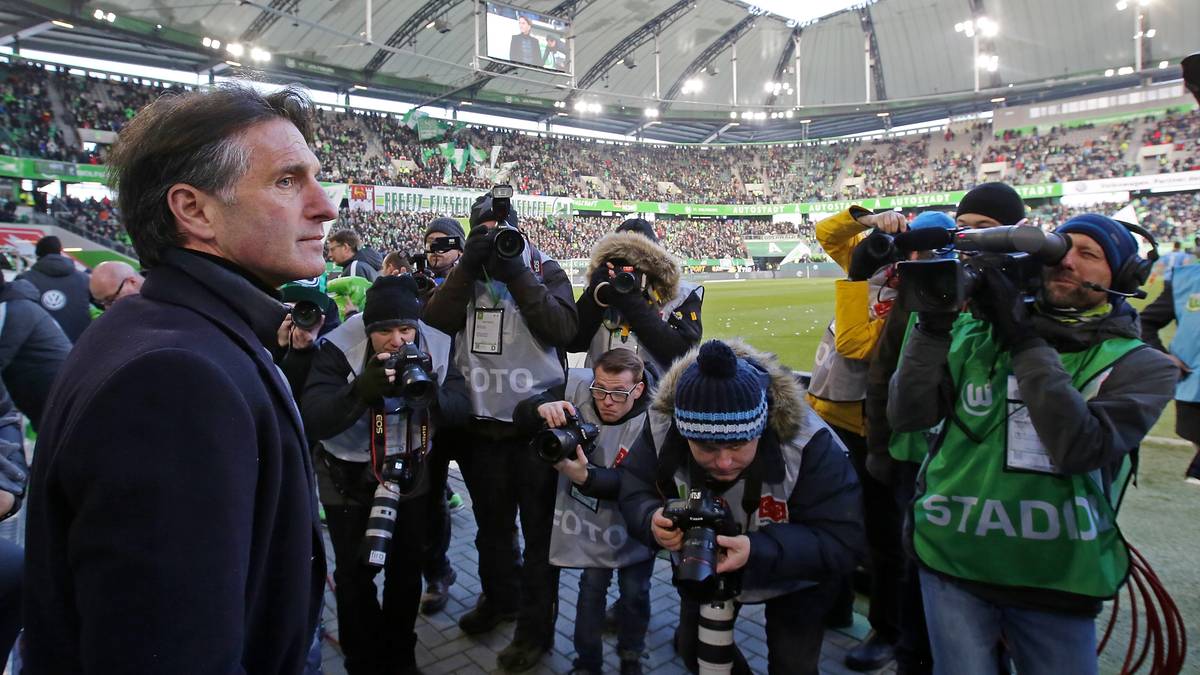 In Wolfsburg steht Bruno Labbadia vor seinem Heimdebüt als VfL-Trainer im Mittelpunkt des Interesses. Labbadia trifft auf einen seiner Ex-Klubs: Bayer 04 Leverkusen