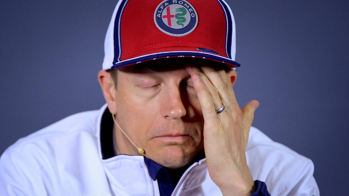 Ein Reporter will wissen, wie Räikkönen den fünften Platz in der Startaufstellung findet. Dessen Antwort: "Es ist der fünfte Platz in der Startaufstellung"