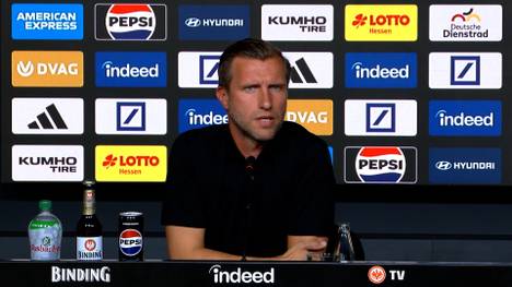 Frankfurts Sportvorstand Markus Krösche, an dem Bayerns Bosse interessiert sein sollen, wird bei der Pressekonferenz auf Uli Hoeneß' Dopa-Auftritt und dessen Anmerkungen zu Max Eberl angesprochen ...