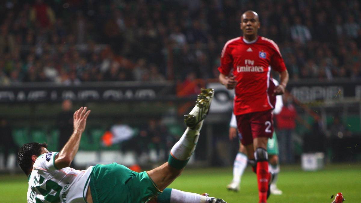 Nur acht Tage später revanchiert sich Hamburg im Halbfinal-Hinspiel des UEFA-Cups und legt mit 1:0 vor. Im Rückspiel wird’s dann aber ganz bitter