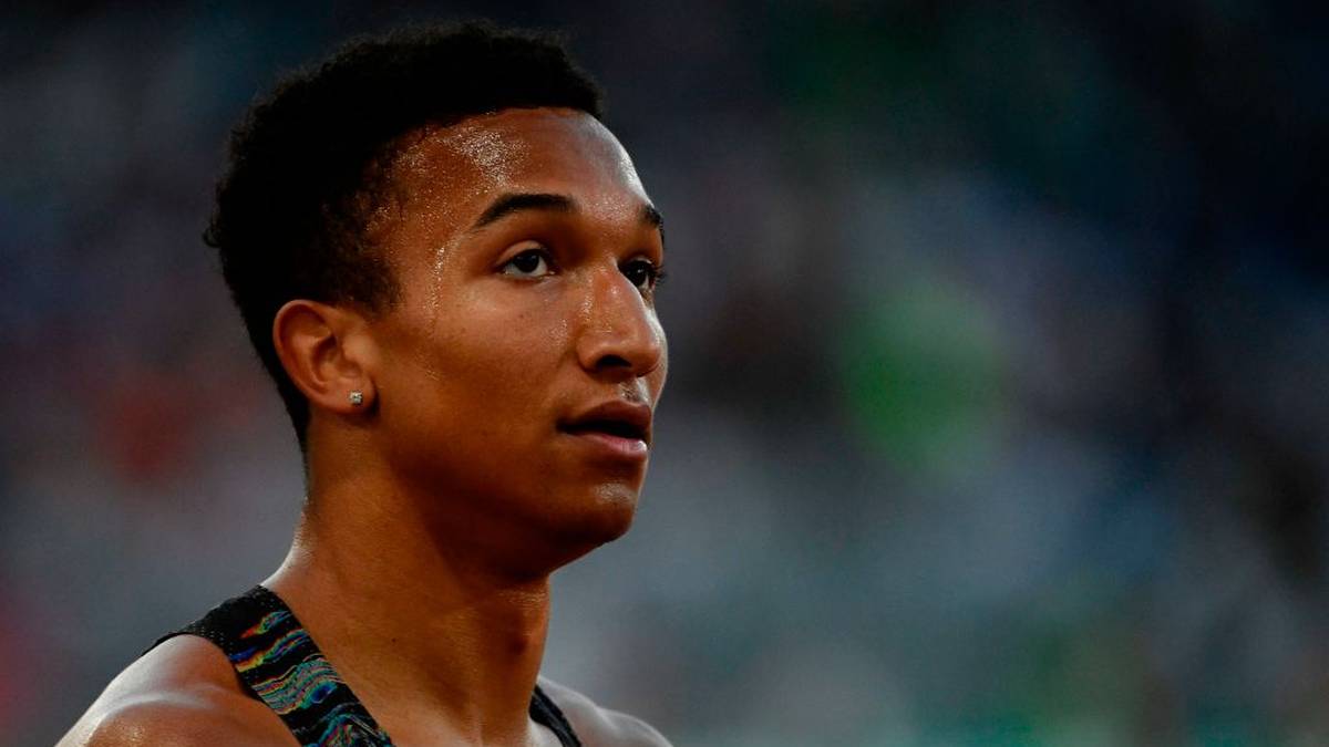 USA's Donovan Brazier waits for the photo finish after competing in the Men's 800m during the IAAF Diamond League competition on June 6, 2019 at the Olympic stadium in Rome. (Photo by Filippo MONTEFORTE / AFP)        (Photo credit should read FILIPPO MONTEFORTE/AFP/Getty Images)