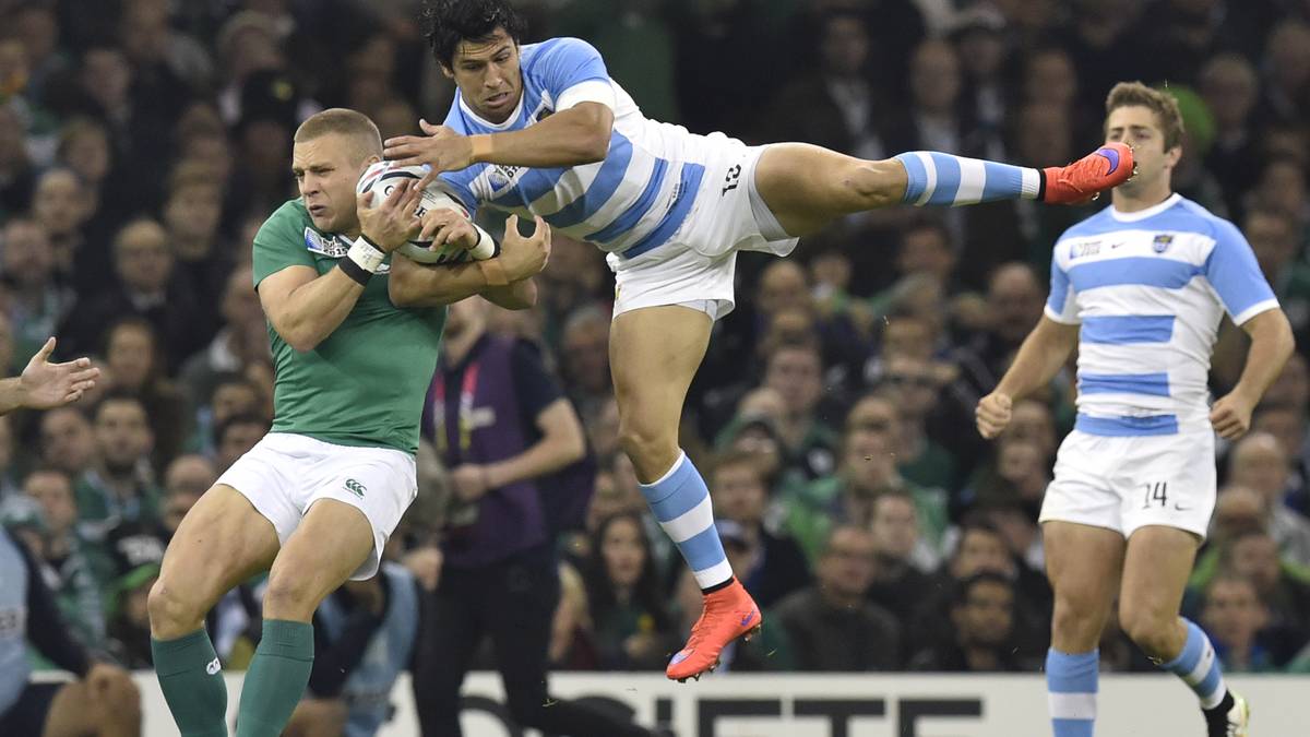 Doch mit der Hand klappt es leider weniger - Argentinien legt im Millennium Stadium in Cardiff einen Blitzstart hin und führt bereits nach zehn Minuten mit 14:0