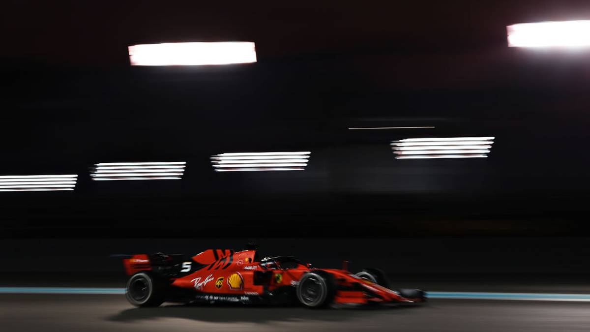 SPORT: "Hamilton verlängert die Regentschaft von Mercedes in Abu Dhabi. Er war ein Blitz, für jeden unerreichbar, niemand konnte ihn stoppen, er machte, was er wollte. Vettel hatte nie Optionen auf das Podium und wurde im Laufe des Rennens immer unbedeutender"