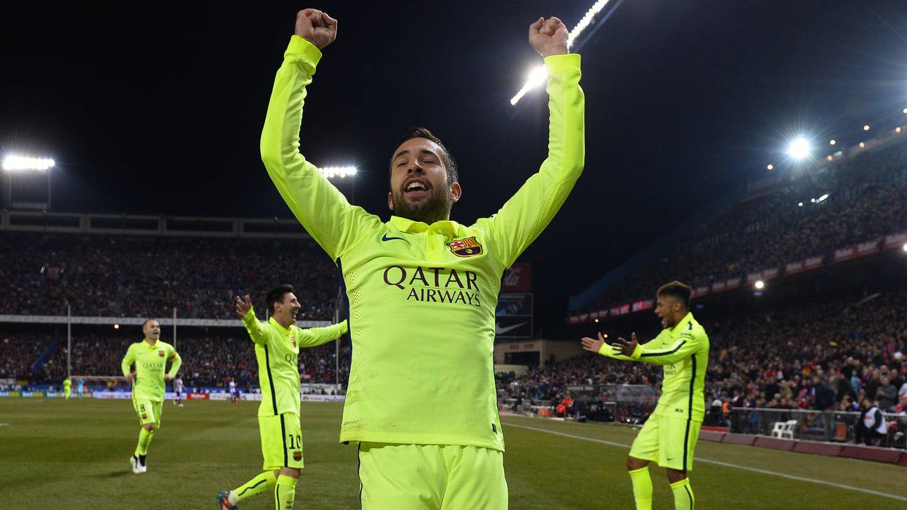 Alba hält FC Barcelona die Treue