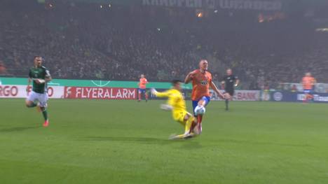 Werder Bremen hat sich im Achtelfinale des DFB-Pokals gegen den SV Darmstadt 98 durchgesetzt - ein Lucky Punch bringt das Weserstadion zum Kochen.