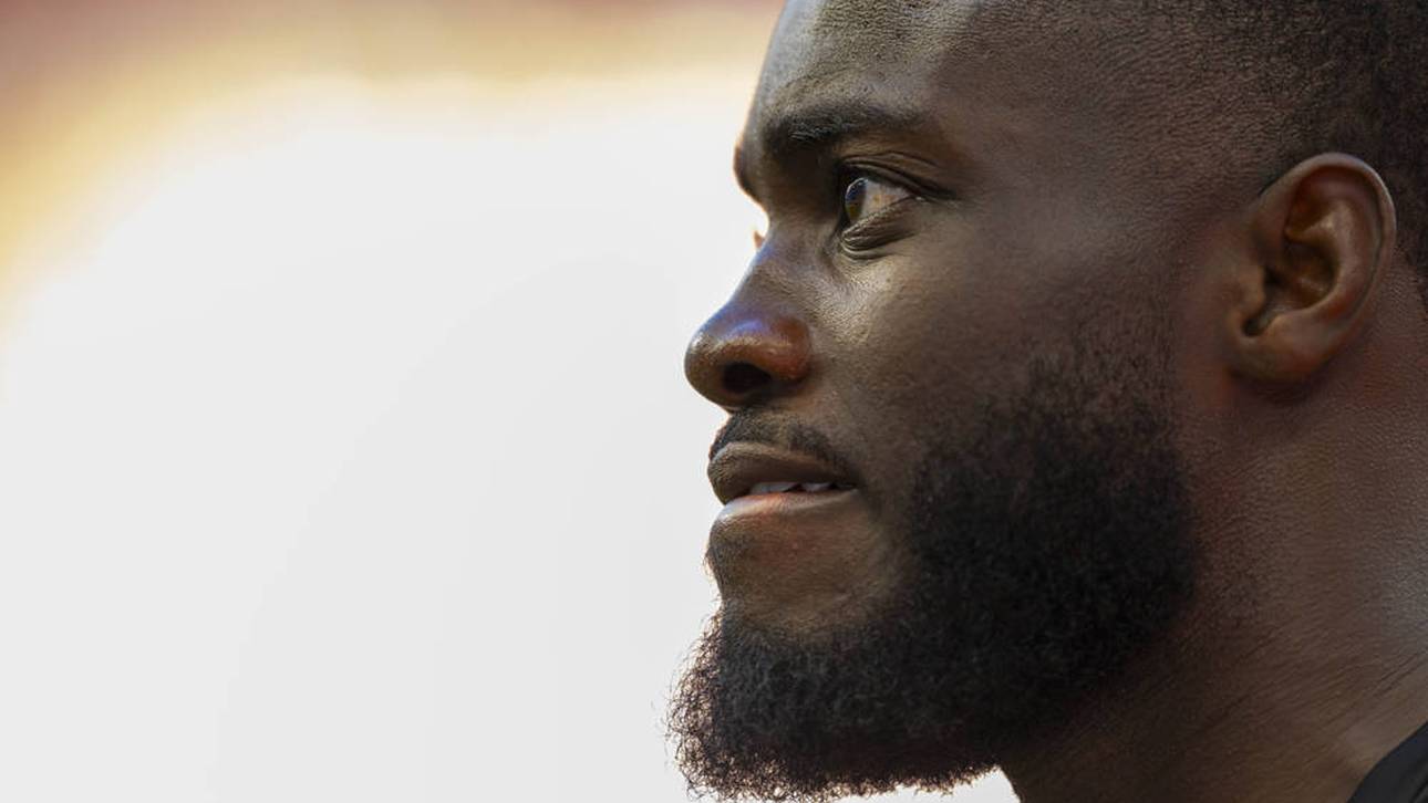 Vertragsverlängerung beim FC Bayern? Dayot Upamecano zögert 