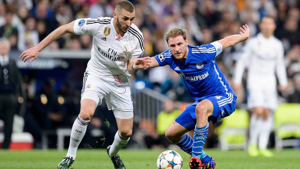 BENEDIKT HÖWEDES: Kurz vor Schluss hat der Kapitän vorn das Wundertor auf dem Fuß. Hinten größtenteils sicher, am Tor Benzemas aber einer der vielen Schuldigen. SPORT1-Note 3