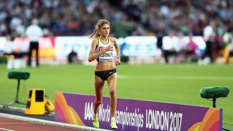 LONDON, ENGLAND - AUGUST 05:  Konstanze Klosterhalfen of Germany in action during the Women's 1500 metres semi final during day two of the 16th IAAF World Athletics Championships London 2017 at The London Stadium on August 5, 2017 in London, United Kingdom.  (Photo by Alexander Hassenstein/Getty Images for IAAF)