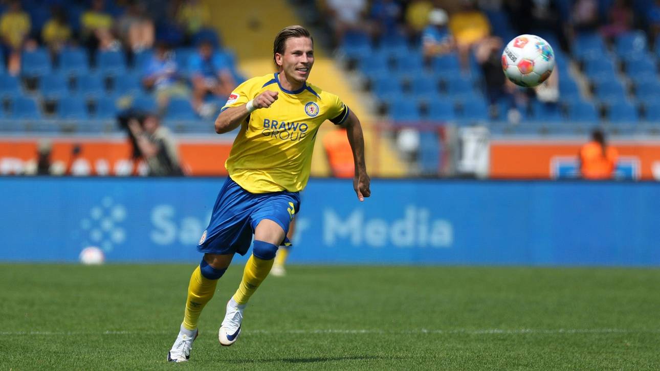 Ex-Schalker fällt wochenlang aus